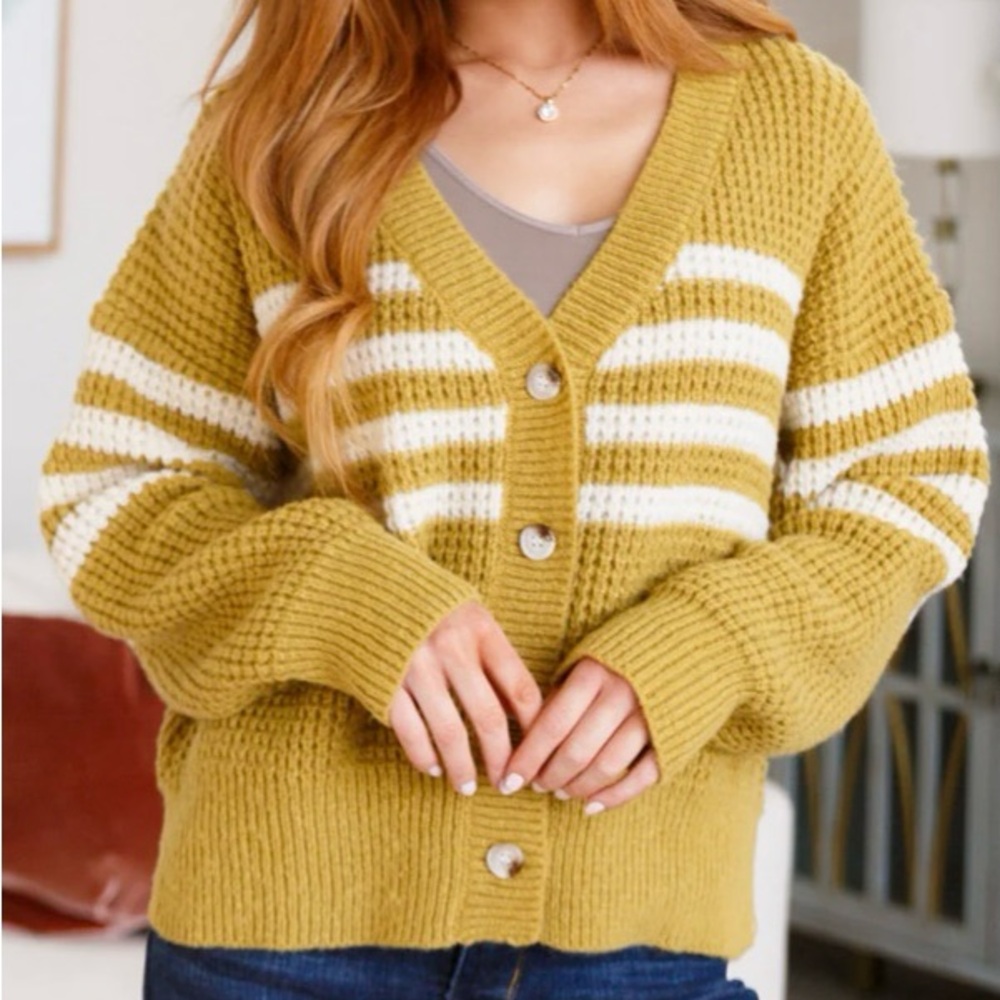 NEW On Top Of The World GeeGee Waffle Knit Chunky Cardigan Mustard Yellow Small